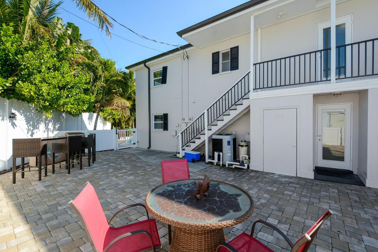 Canal 313 - Right In Siesta Key Village! Exterior photo
